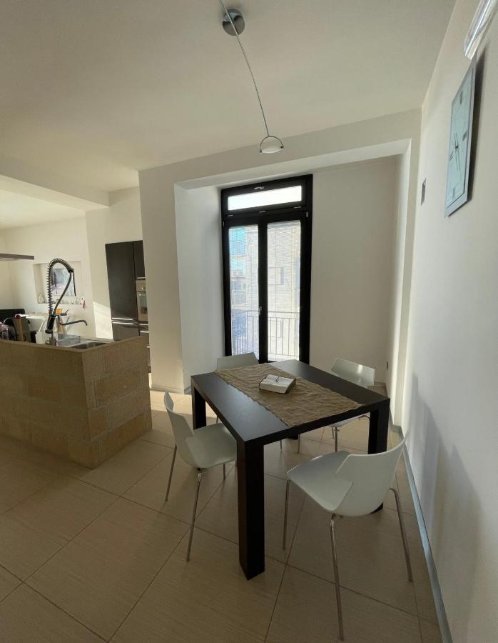 Casa Mari Apartment ออสตูนี ภายนอก รูปภาพ